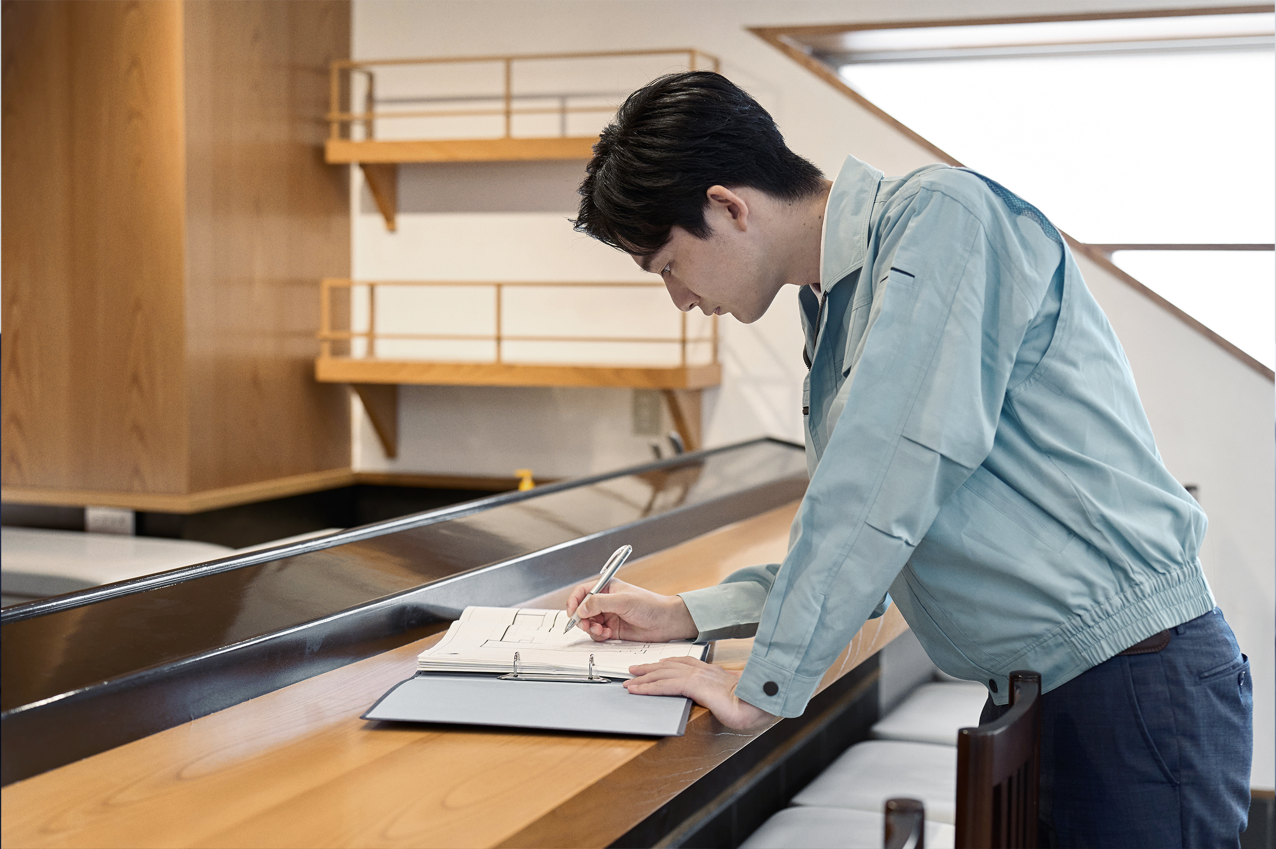 リノベーション会社